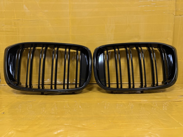 51137478669 BMW Решетка радиатора левая купить в Днепр