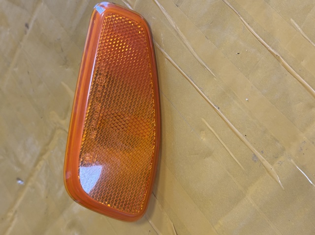 Указатель поворота правый 51953114 CHRYSLER