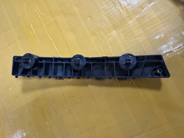 622234CL0A NISSAN Кронштейн бампера переднего левый купить в Ужгород