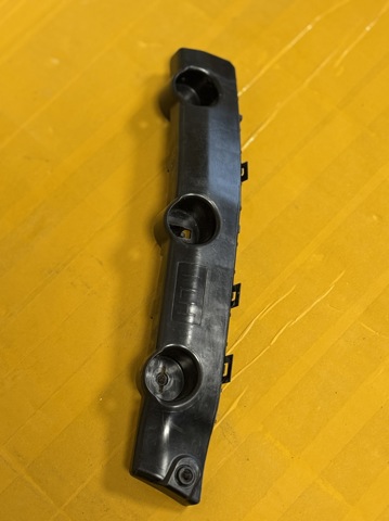 Кронштейн бампера переднего, левый 622234CL0A NISSAN