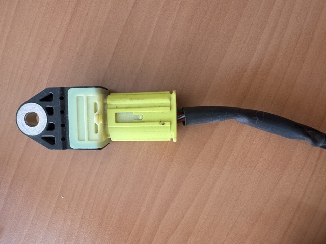 98237SG000 SUBARU Датчик удара купить в Кривой Рог