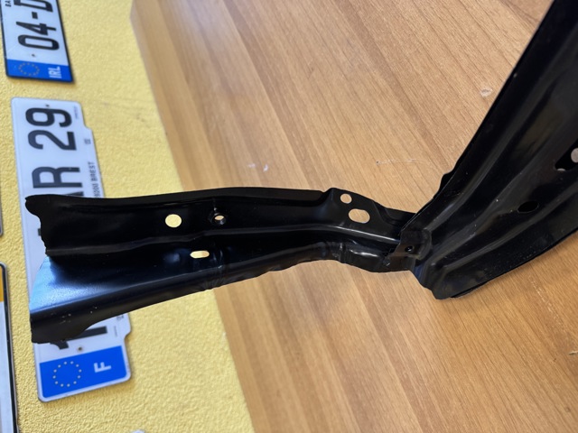KD5353140 Суппорт радиатора правый (монтажная панель крепления фар) купить Каменское