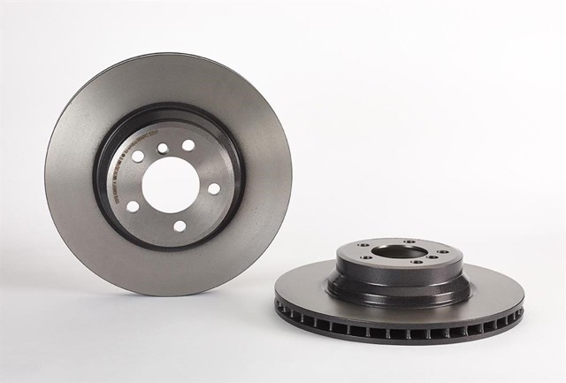 BREMBO 09935511 Передние тормозные диски в наличии Чернигов