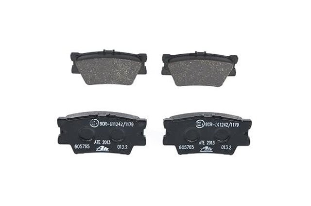 Sapatas do freio traseiras de disco 13046057652 ATE