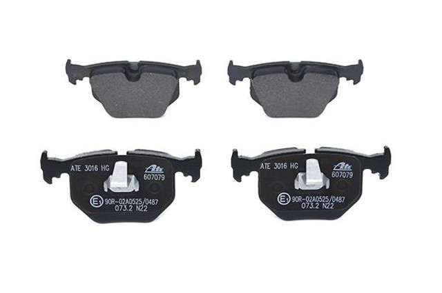 Sapatas do freio traseiras de disco 13046070792 ATE