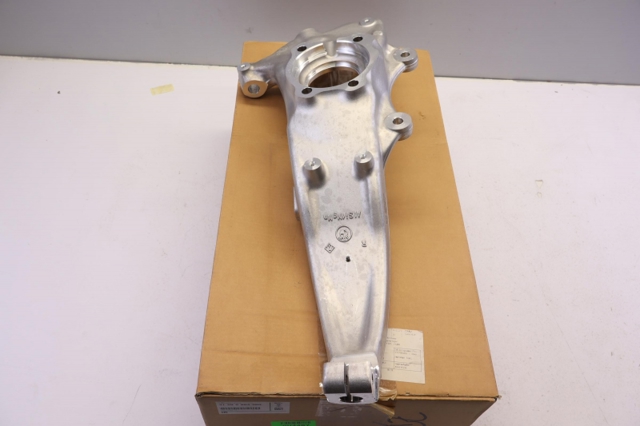 BMW 31206884380 Цапфа (поворотный кулак) передний правый в наличии Каменское
