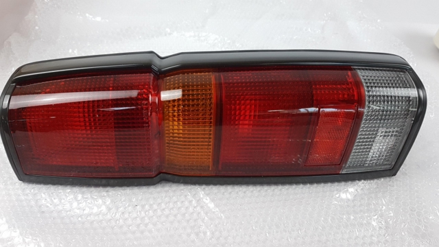 B655023G05 NISSAN Фонарь задний правый купить в Днепр