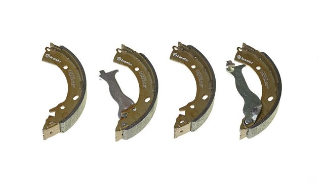 S30519 BREMBO Колодки тормозные задние барабанные купить в Львов