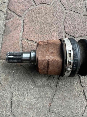 HYUNDAI 495011Y310 Правая полуось в наличии Ровно
