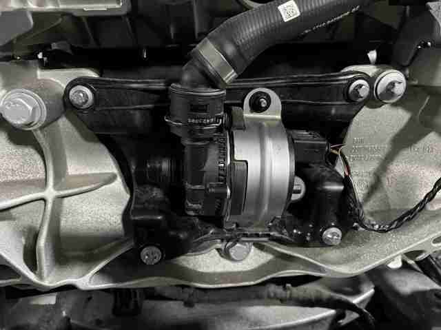 Водяной насос охлаждения электрический дополнительный 11519455039 BMW