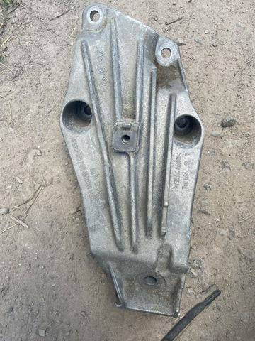 22116861559 BMW Кронштейн подушки (опоры) двигателя левой купить в Ужгород