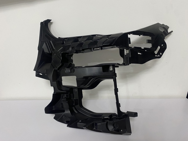 51118069227 BMW Кронштейн крепления противотуманной фары левой купить в Тернополь