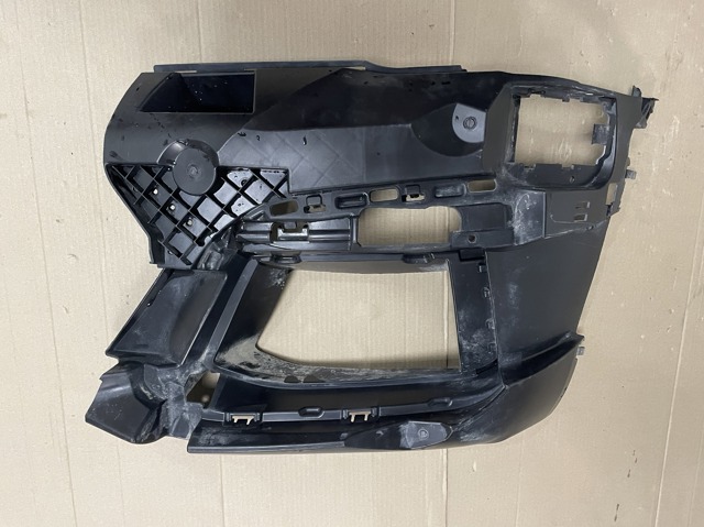BMW 51118098675 Кронштейн крепления противотуманной фары левой в наличии Житомир