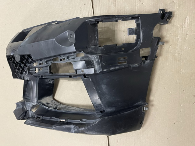 BMW 51118098675 Кронштейн крепления противотуманной фары левой в наличии Запорожье