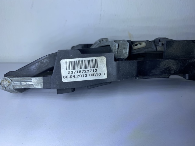 51217187227 BMW Держатель наружной ручки двери задней левой купить в Одесса