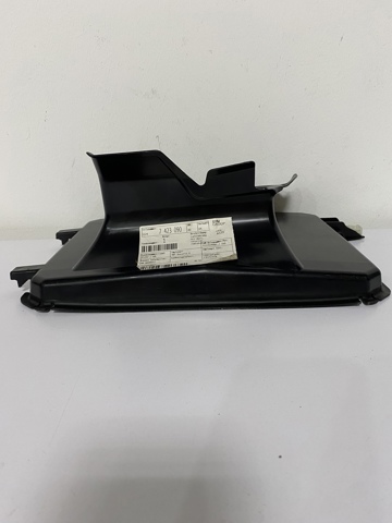 BMW 51747423090 Правый дефлектор радиатора в наличии Полтава