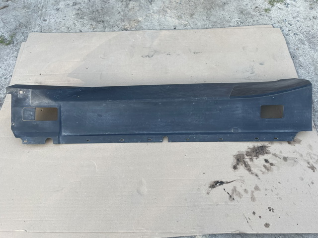 51757368597 BMW купить в Каменское
