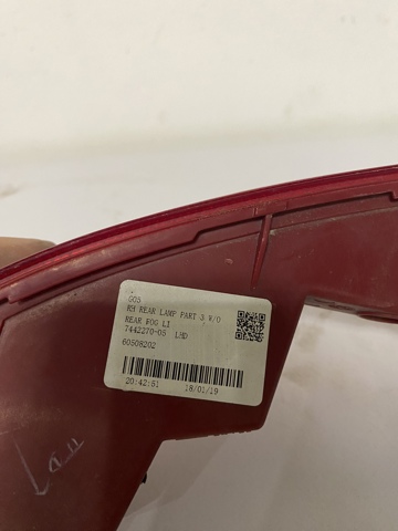 BMW 63147442270 Катафот (отражатель) заднего бампера правый в наличии Винница