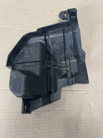 SUZUKI 7178154P00000 в наличии Николаев