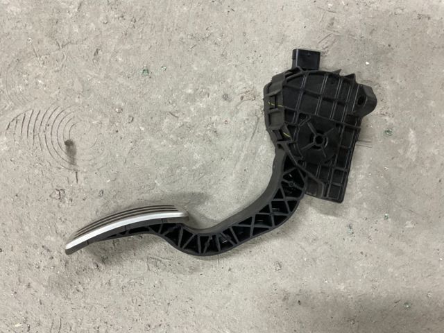 Педаль акселератора 104469500A TESLA