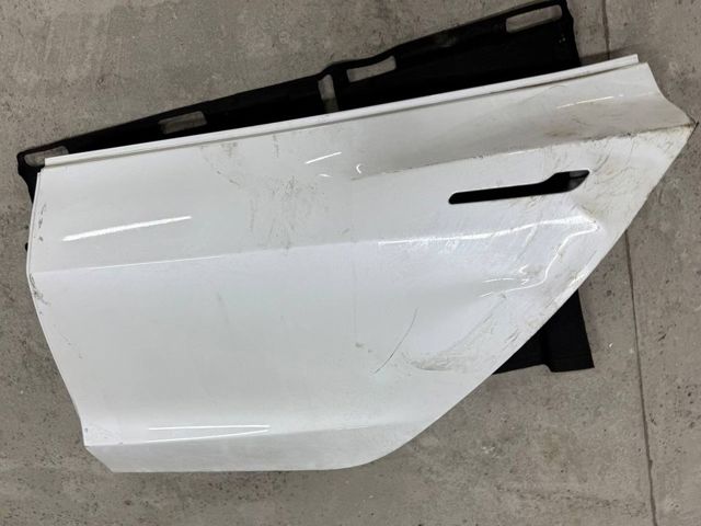 TESLA 1081441E0C Дверь задняя левая в наличии Ужгород