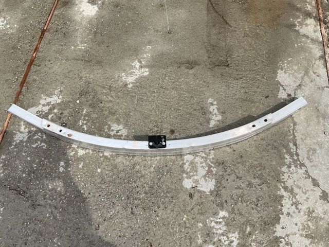 Балка бампера переднего 110466700F TESLA