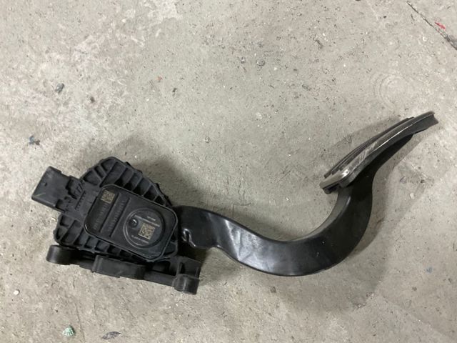 Педаль акселератора 118869500A TESLA