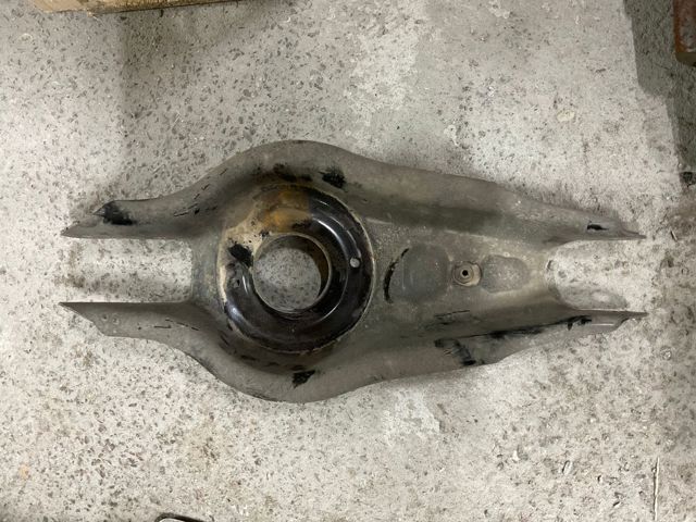 128845100A Tesla