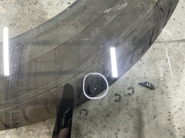 TESLA 146627000C Стекло лобовое  в наличии Украина