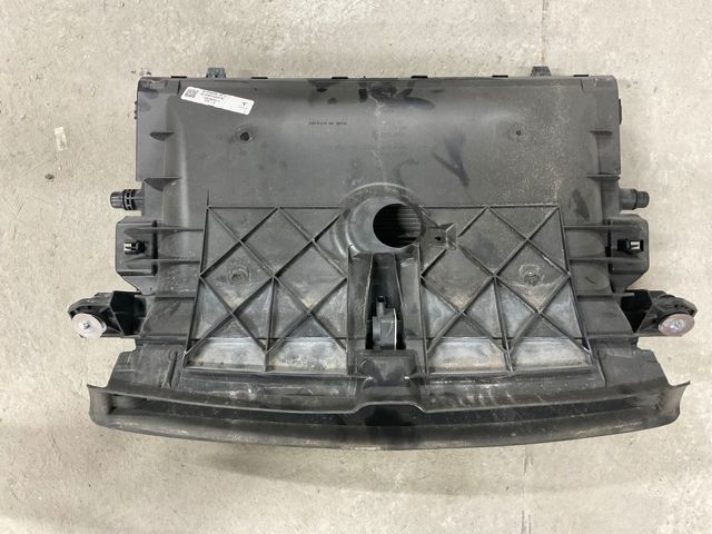 Жалюзи воздухозаборника 149415900C TESLA