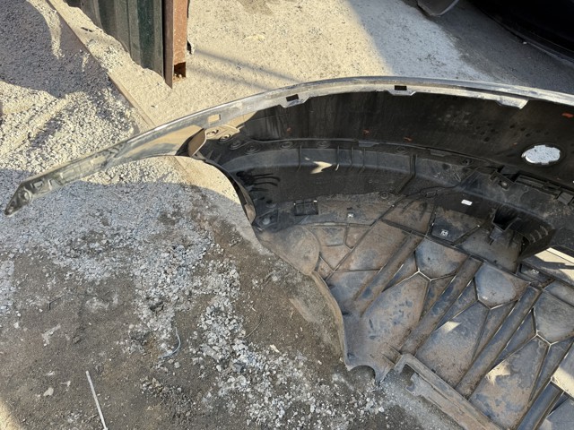 1694314SCE TESLA Передний бампер купить в Сумы