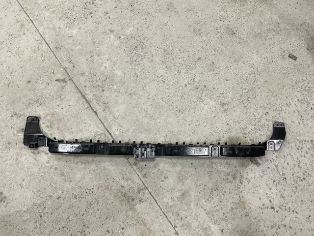 Кронштейн бампера заднего, центральный 175709600D TESLA
