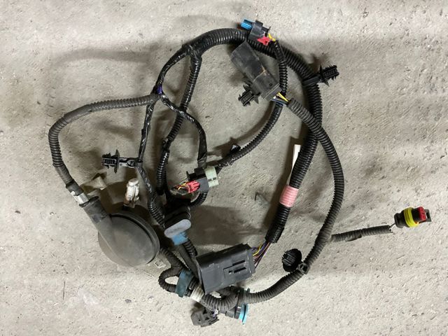 256796100B TESLA купить в Ужгород