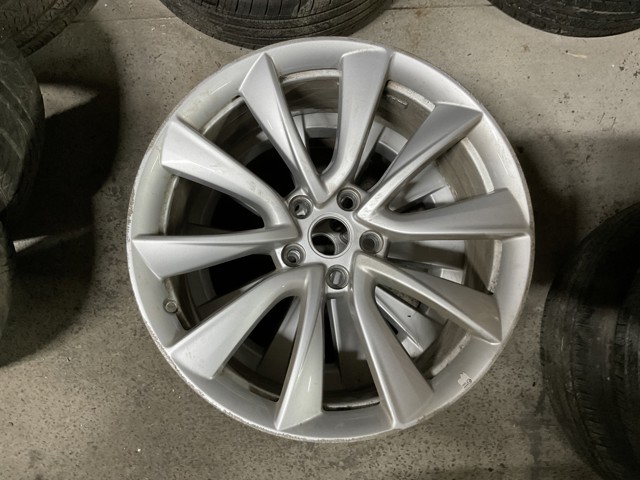 348822200A Диски колесные литые (легкосплавные, титановые) купить Хмельницкий