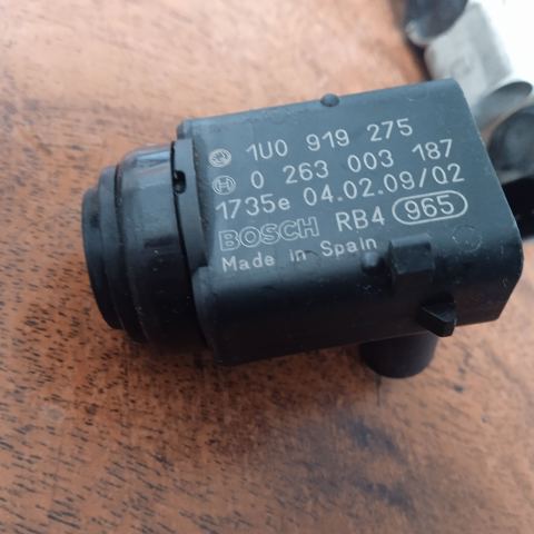 Задние парктроники 0263003187 BOSCH
