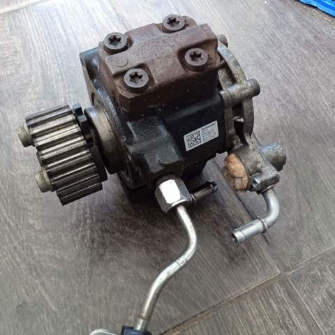 Насос топливный высокого давления (ТНВД) 03L130755E VAG