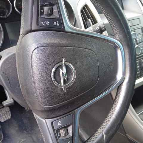 Airbag в мультируль 13299780 OPEL
