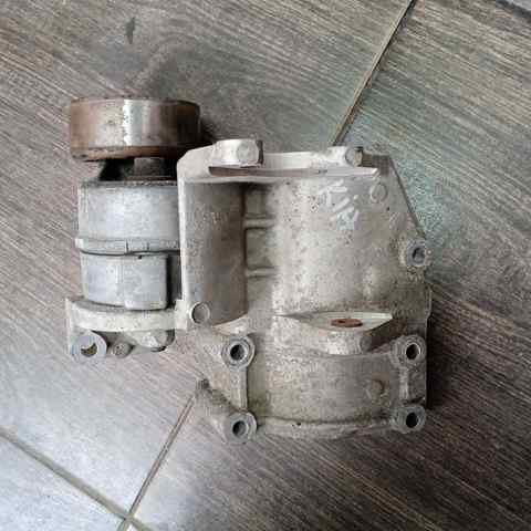 Натяжная планка поликлинового ремня 252814A000 HYUNDAI