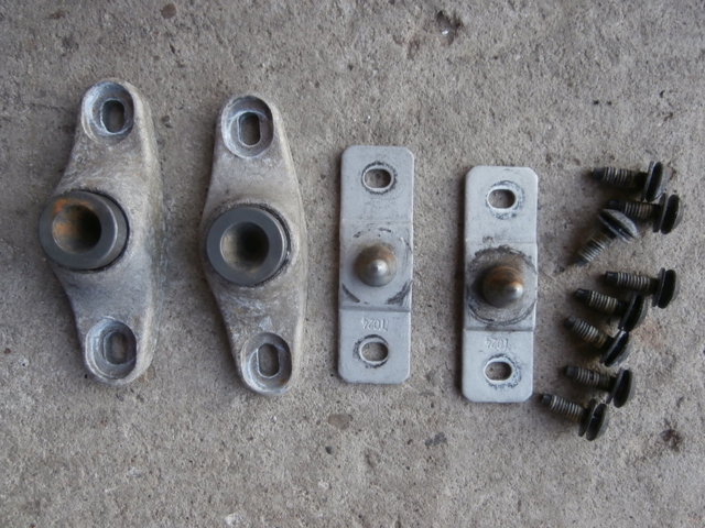 Ограничитель сдвижной двери, на кузове нижний  51716883 FIAT