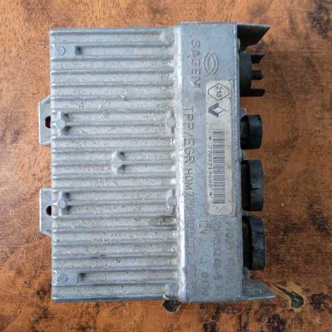 ЭБУ двигателем 7700314680 RENAULT
