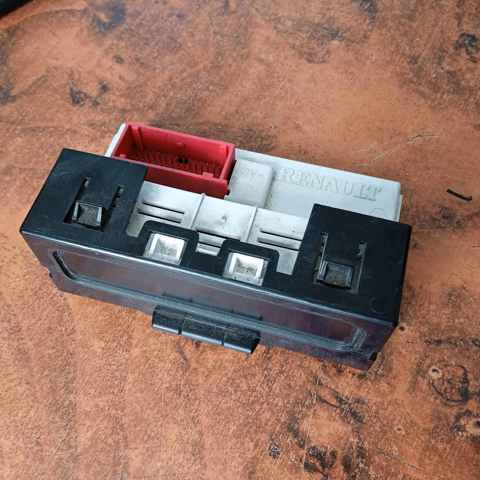 Дисплей бортового компьютера 8200107839 SAGEM