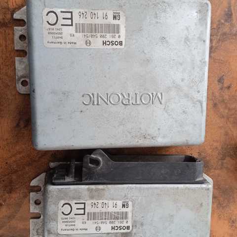ЭБУ двигателем 91140246 OPEL