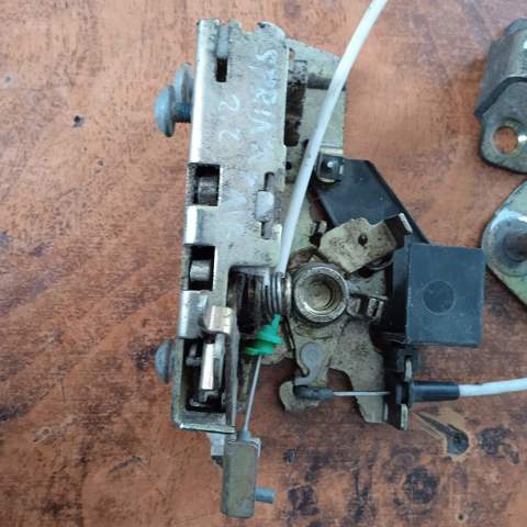 Запор кабины Мерседес-бенц Спринтер 1 2-t