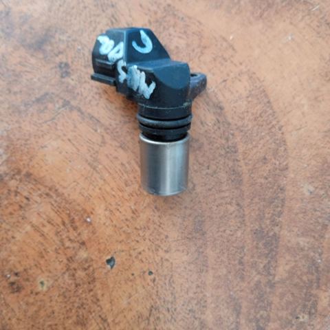 RF5C18230 MAZDA Датчик распредвала купить в Ужгород