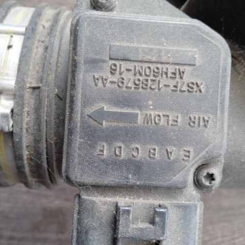 Датчик расхода воздуха Ford Transit 5