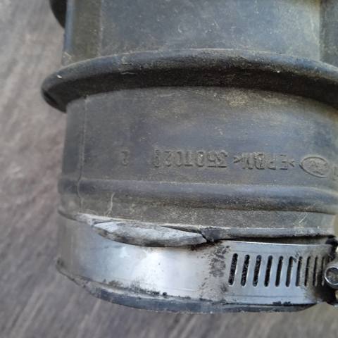 YC159C623CD FORD Выпускной патрубок воздушного фильтра купить в Черкассы
