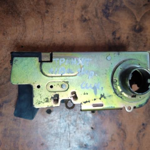 YC1AV21813AN FORD Замок водительской двери купить в Киев