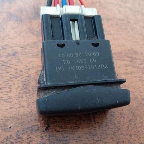 LAND ROVER YUF101520LNF Кнопочный блок управления стеклоподъемником центральной консоли в наличии Днепр