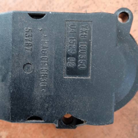 LAND ROVER YXB100350 в наличии Чернигов
