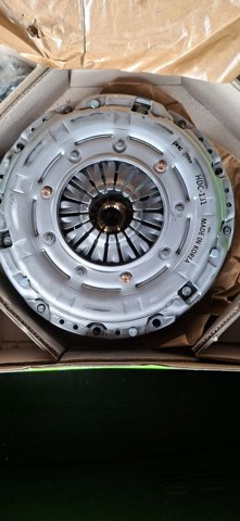 VALEO 828472 Комплект сцепления в наличии Сумы